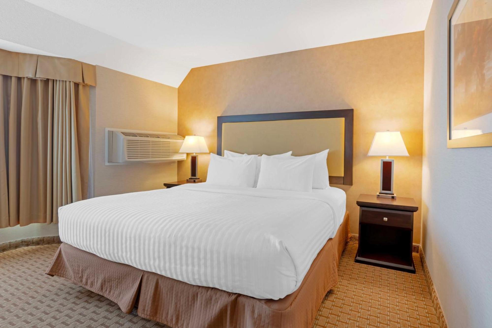 Best Western Plus Emerald Isle Hotel Sidney Exterior foto