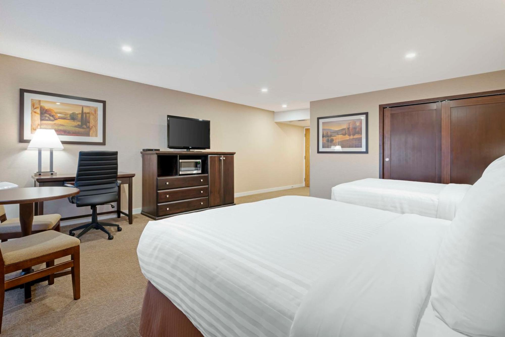 Best Western Plus Emerald Isle Hotel Sidney Exterior foto