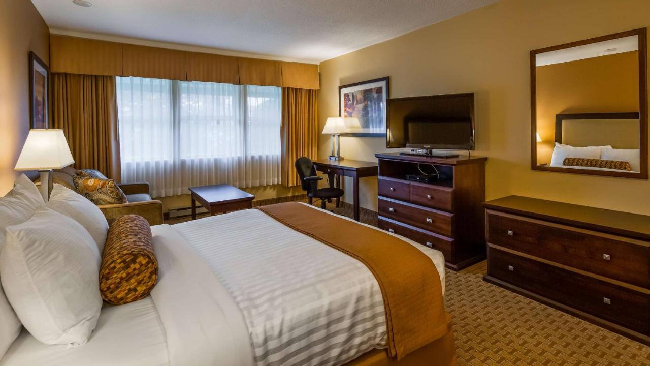 Best Western Plus Emerald Isle Hotel Sidney Exterior foto