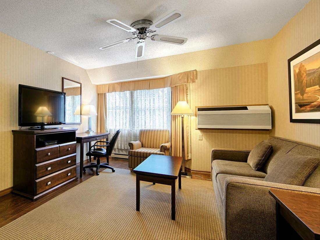 Best Western Plus Emerald Isle Hotel Sidney Exterior foto